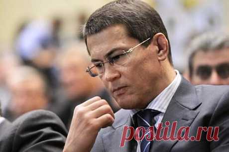 Глава российского региона сообщил об отправке добровольцев на Украину. Глава Башкирии Радий Хабиров сообщил об отправке в зону проведения специальной военной операции на Украине двух отрядов добровольцев, получивших имена в честь генерала Минигали Шаймуратова и Героя России Александра Доставалова. 6 и 14 июля они были отправлены для прохождения подготовки на военные полигоны.