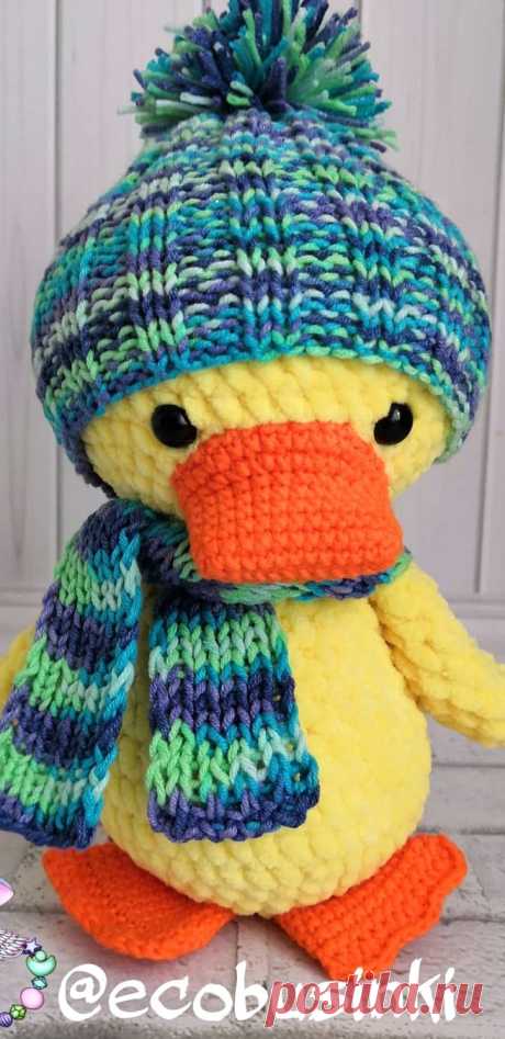 PDF Утёнок крючком. FREE crochet pattern; Аmigurumi bird patterns. Амигуруми схемы и описания на русском. Вязаные игрушки и поделки своими руками #amimore - Уточка, утка, птица, птичка.