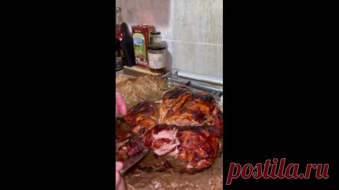 КУРИЦА ГРИЛЬ В ДУХОВКЕ.

Курица 2 кг
Соль
Перец черный
Сухой копченый чеснок
Показать больше