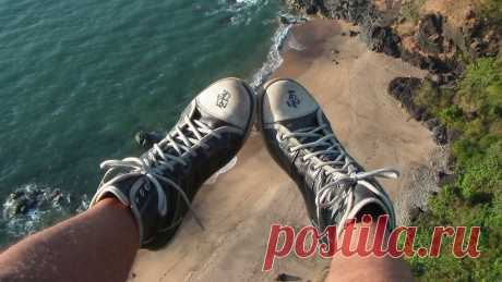 Сигила «Шаги странника» Примечание Элеонора Ример Пара бинарных сигил для осознанного перемещения по миру. Каждый шаг ? это призывание. Каждый путь ? это зеркало. Движение ? это разгов