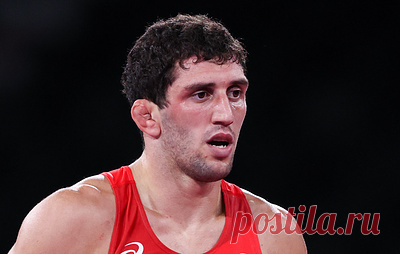 Олимпийский чемпион Сидаков отобрался на чемпионат мира по борьбе. В схватке за путевку на турнир в весовой категории до 74 кг он победил Имама Ганишева