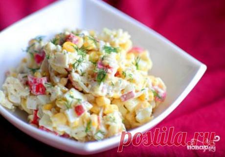 Крабовый салат с кукурузой - пошаговый кулинарный рецепт на Повар.ру