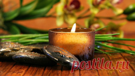 Мантра для очищения от негатива Каждому вставшему на путь успеха необходимо воспитать в себе привычку притягивать удачу. Чаще вызывайте в памяти положительные образы, повторяйте благие аффирмации, занимаясь самыми обычными делами (например, любой работой по дому). Когда вы делаете в квартире уборку, вытираете мебель от пыли, представляйте, что вы избавляетесь от неприятностей в жизни, очищаете свое сознание, вы можете в это время повторять специальную тибетскую мантру