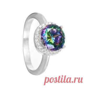 Кольцо с мистическим топазом и фианитами из серебра 925 пробы Серебряное кольцо 925 пробы с мистическим топазом и фианитами. Вставка – переливающийся всеми цветами радуги мистический топаз круглой формы. Диаметр камня 9 мм. Восхитительный камень выгодно подчёркнут ободком со сверкающими фианитами. Изделие защищено от потемнения драгоценным родием. Производство Таиланд.