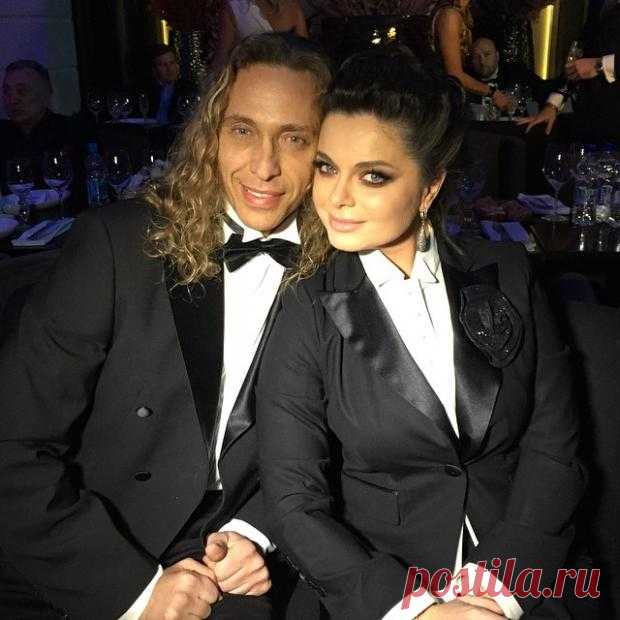 Наташа Королева и Тарзан спели на дне рождения сына: как отметил 16-летие Архип Глушко