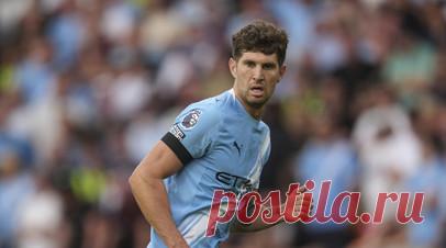 Игрок «Сити» Стоунз получил травму, наряжая новогоднюю ёлку. Защитник «Манчестер Сити» и сборной Англии Джон Стоунз выбыл на неопределённый срок из-за повреждения. Читать далее