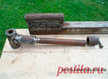 Сцепка для мотоблока своими руками (14 фото+описание) Самодельная сцепка для мотоблока, сделанная своими руками. Далее фото и описание изготовления самодельного прицепного устройства.