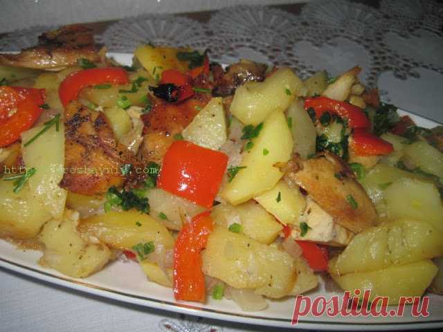 Рецепты из мяса с овощами на второе 
Жаркое с мясом и овощами


Готовим жаркое с мясом и овощами под названием «Яркое».

На растительном масле обжарьте 300 гр. любого мяса, порезанного кусочками, посолите и поперчите.
1 кг картофеля кру…