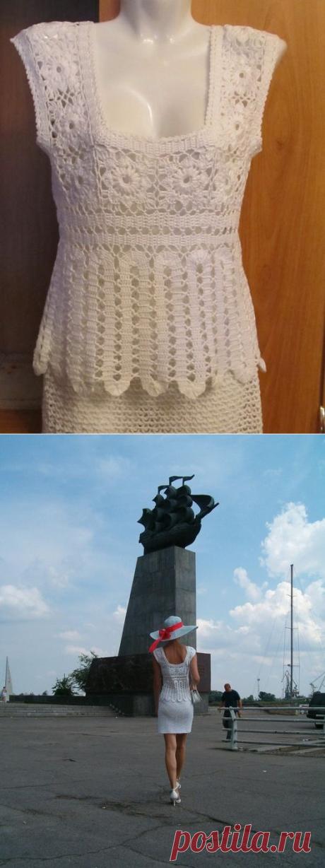 Для лета: ажурная блузка,связанная мотивами и отделанная брюггским кружевом.