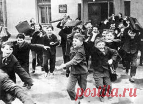 Рождённым в СССР посвящается. У меня было детство… Музыкальное видео