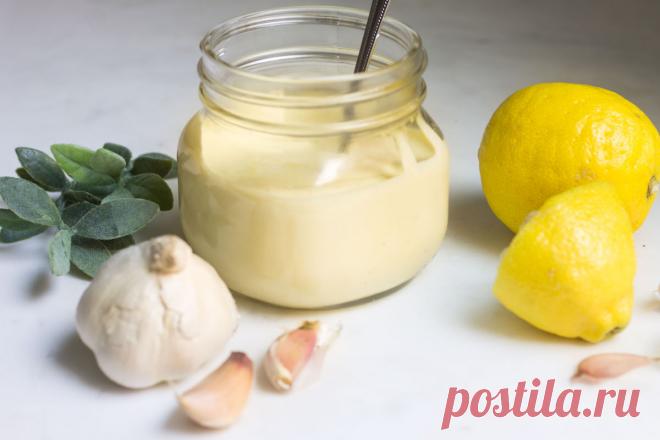 Соус Айоли - Пошаговый рецепт с фото своими руками Соус Айоли - Простой пошаговый рецепт приготовления в домашних условиях с фото. Соус Айоли - Состав, калорийность и ингредиенти вкусного рецепта.