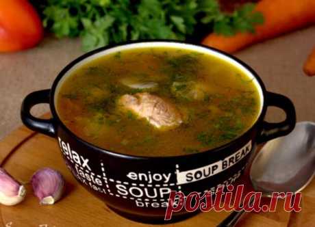 (1) Похлебка по-суворовски - БУДЕТ ВКУСНО!
                                             - 14 ноября
                                             - 43828578916 - Медиаплатформа МирТесен Доподлинно неизвестно, пробовал ли это блюдо Суворов или оно просто получило название в его честь. Но то, что такая разновидность рыбного супа сытная и вкусная, сомнений нет никаких! ИНГРЕДИЕНТЫ горбуша 1 кг грибы 250 г помидоры 3 шт. лук репчатый 1 шт. морковь 1 шт. картофель 5 шт. чеснок по вкусу