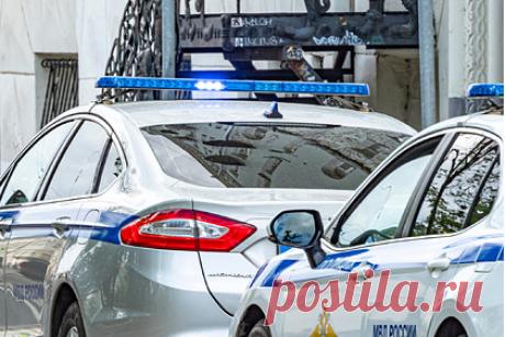 Возле московской пекарни избили пьяного африканца. Московская полиция ведет розыск избивших пьяного африканца россиян. О случившемся в полицию сообщил охранник одного из столичных заведений. Он пояснил полицейским, что около пяти утра несколько мужчин напали на иностранного гражданина возле пекарни на улице Покровка и сильно избили.