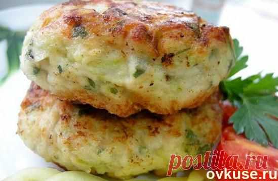 Котлеты из курицы, кабачка и овсяных хлопьев.