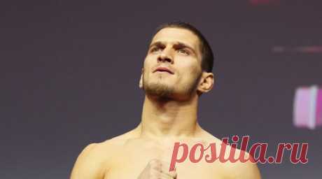 Евлоев: UFC 303, я готов побить любого, кто приведёт меня к титульному бою. Российский боец UFC Мовсар Евлоев рассказал о желании выступить на турнире UFC 303. Читать далее
