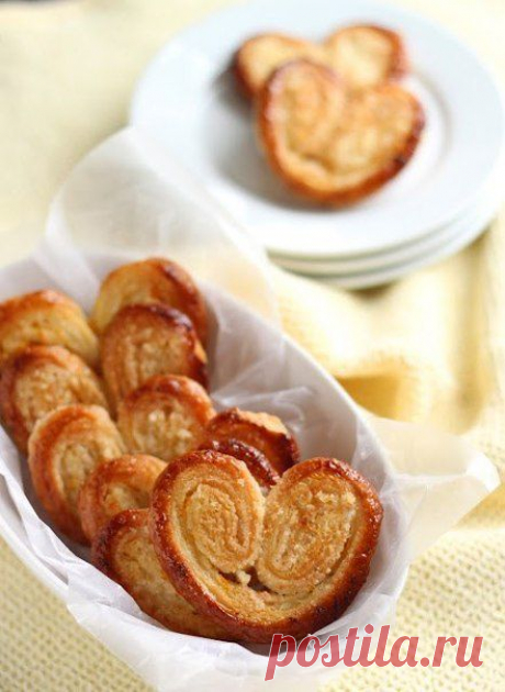 Как приготовить слоеные ушки дома