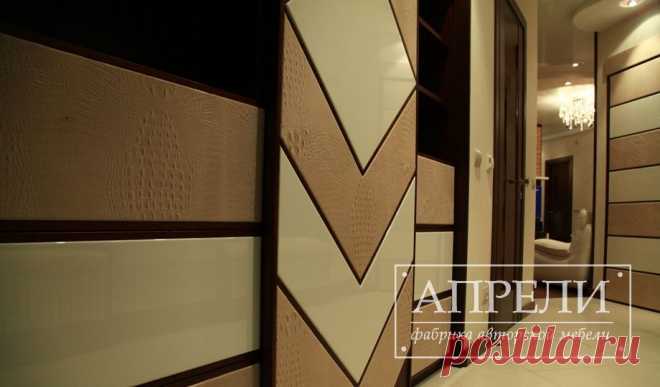 Дерево – само по себе является заготовкой для тысяч уникальных декоративных решений. Превосходно смотрится все: начиная с деревянных стеновых панелей и заканчивая потолками. Элитная мебель фабрики авторской мебели АПРЕЛИ, мебель на заказ, интерьер мебель, дизайн мебель, мебельная фабрика, авторская мебель, Апрелевская Мебельная Фабрика, апрели фабрика, апрели мебельная фабрика, АМФ, мебель, элитная мебель, проект под ключ, интерьеры из дерева