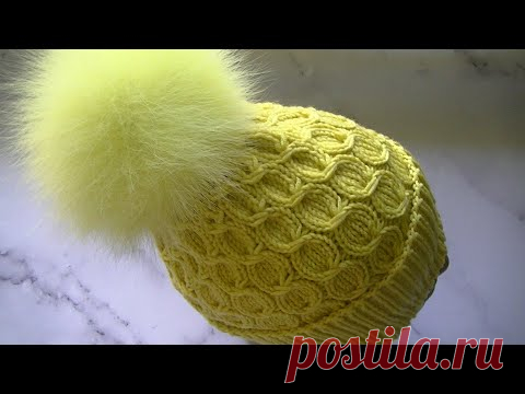 ШИКАРНАЯ  ШАПОЧКА С  КРАСИВЫМИ КОСАМИ СПИЦАМИ.