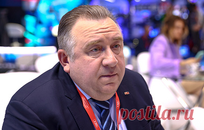 Глава ОСК Рахманов: электросуда хороши только как дорогие игрушки богатых городов. Россия обладает серьезными компетенциями в области судостроения и планирует развивать сотрудничество с дружественными странами в этой области. Как развивается экспортное направление, как идет строительство пассажирского флота, какие планы у ОСК в области гражданского судостроения — об этом на Петербургском международном экономическом форуме в интервью ТАСС рассказал генеральный директор Объединенной…