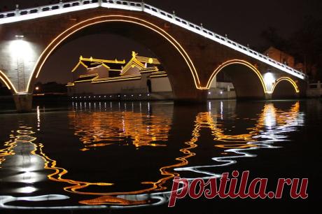 НЕПОВТОРИМАЯ РОМАНТИКА НОЧНЫХ ГОРОДОВ