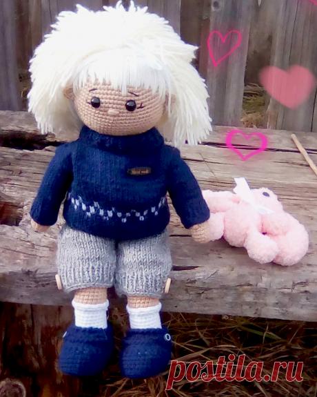 PDF Моя любимая кукла крючком. FREE crochet pattern; Аmigurumi doll patterns. Амигуруми схемы и описания на русском. Вязаные игрушки и поделки своими руками #amimore - большая кукла, куколка в платье и туфельках, девочка.