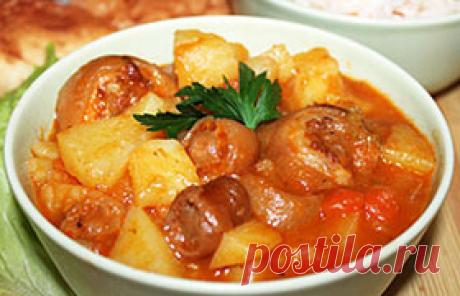 Тушеные свиные хвостики с картошкой - рецепт с фото