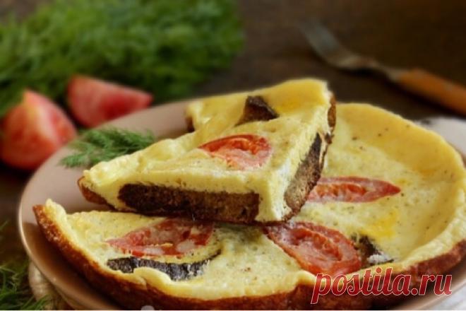 Сытный и аппетитный завтрак: фриттата с хлебом! Рецепт очень вкусного блюда, которым вы с лёгкостью разнообразите свои завтраки и перекусы.