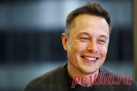 Bloomberg: Маск начнет вживлять Neuralink в мозг добровольцам в 2024 году. Уже к 2030 году планируется вживлять десятки тысяч мозговых чипов.