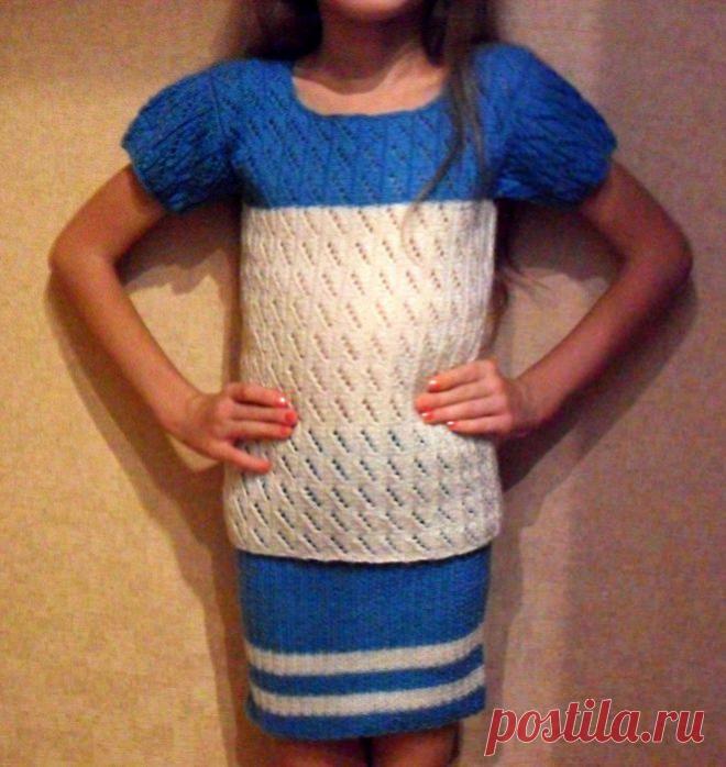 Комплект спицами для дочурки..