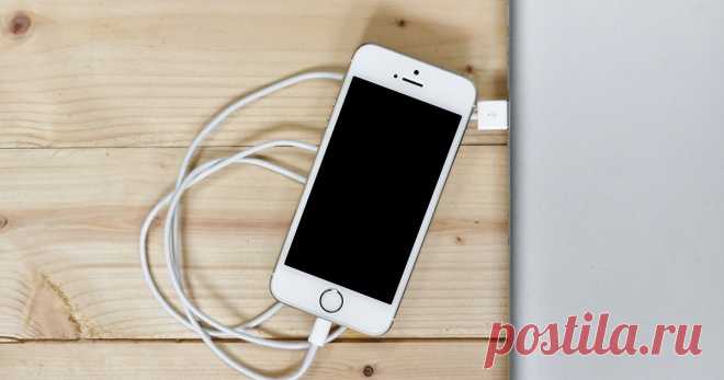 WeChat (Китай): аккумулятор вашего смартфона быстро выходит из строя? Все дело в неправильной зарядке! Жизнь современного человека без телефона представить невозможно, его зарядка уже давно стала ежедневным ритуалом. Но в этом простом деле многие совершают ошибки, которые приводят к порче как аккумулятора, так и телефона. Пользователь WeChat делится хитростями, которые продлят жизнь вашему гаджету.