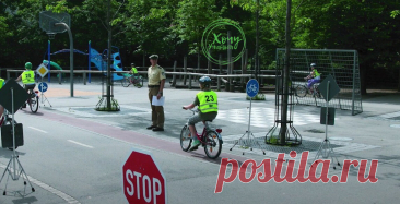 Как учатся в Германии правнуки побеждённых: учитель начальных классов решает судьбу ребёнка Статья автора «👨‍👩‍👧‍👧 ЦСО  «Хочу Учиться»» в Дзене ✍: Ни одна нация, произнесённая вслух, не вызовет в русском сердце такой реакции, как «немец». Наши отношения всегда были особенными.