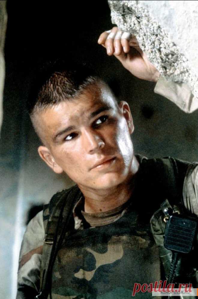 Джош Хартнетт