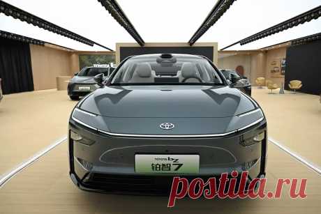 Toyota bZ7 2026 будет выпущен эксклюзивно в Китае и оснащен передовой технологией Huawei Harmony OS.