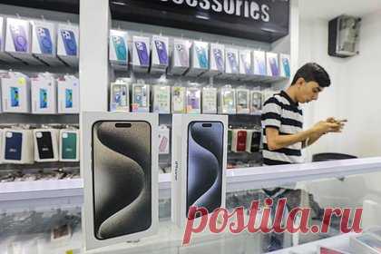 Назван самый критикуемый пользователями iPhone. Актуальный iPhone 15 Pro получил худшие отзывы пользователей в истории линейки флагманов Apple. Специалисты PerfectRec выяснили, что высшую оценку в пять баллов iPhone 15 Pro поставили 73 процента пользователей. Для сравнения, 76 процентов пользователей поставили пять баллов смартфону iPhone 14 Pro.