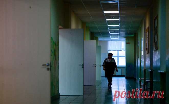 Калужские власти сделали 15 марта выходным для школьников из-за выборов. В Калужской области 15 марта объявили выходным днем для школьников из-за выборов президента, сообщил губернатор Владислав Шапша региона в телеграм-канале.