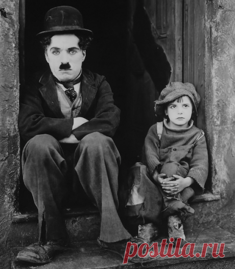 Если вы заметили талант у своего ребенка, дайте ему его раскрыть. Без поддержки родителей невозможно наработать 10 000 часов. Помните: 10 000 часов — это очень-очень много. Дети и молодые люди не в состоянии в одиночку наработать такое количество часов. Нужны поддержка и помощь родителей. Такой стиль воспитания называется «совместным развитием». Его задача — активно «стимулировать и оценивать таланты, умения и побуждения ребенка».