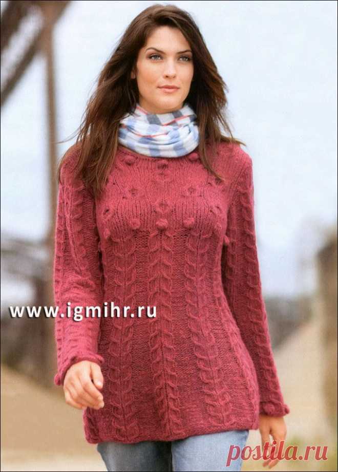 Удлиненный пуловер из мягкой теплой пряжи, с косами и шишечками. Спицы