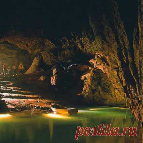 Невероятные подземные реки и озёра