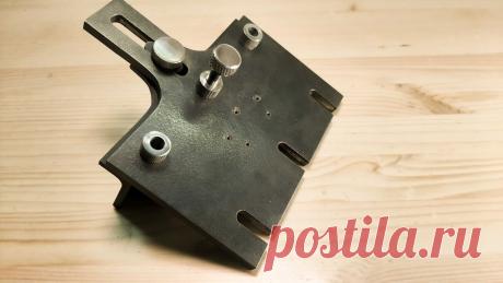 Мебельный шаблон для разметки Приветствую, Самоделкины!В этой статье подробно разберем процесс создания вот такого кондуктора:Дальнейшая инструкция взята с YouTube канала «DobryjMaster».Те, кто знаком с творчеством автора вышеупомянутого канала и смотрел его прошлое видео знают, что он решил понемногу осваивать столярное дело.