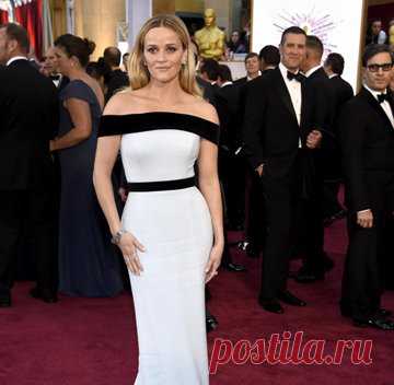 Советы для похудения от Риз Уизерспун 

Вместо #диеты! 5 советов для похудения, которых Риз Уизерспун придерживается в повседневной жизни 1. Не пропускать завтрак. Риз советует начинать день с порции овсяной каши, сваренной на воде. Овсянка содержит сложные углеводы, которые обеспечивают организм энергией, и клетчатку, которая помогает очистить кишечник. 2. Не есть за 3 часа до сна. Риз считает, что последний прием пищи должен быть примерно за 3 часа перед сном. Это поможет организму не откл…