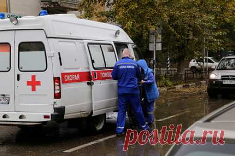 В России школьница пыталась убить себя на стриме с подначивавшими ее зрителями. В Саратове 11-летняя школьница попыталась покончить с собой. Это вторая девочка, пытавшаяся свести счеты с жизнью за последние несколько дней. Инцидент произошел ночью 6 октября в Ленинском районе Саратова. Пострадавший ребенок госпитализирован с травмами. По данному факту прокуратура проводит проверку.