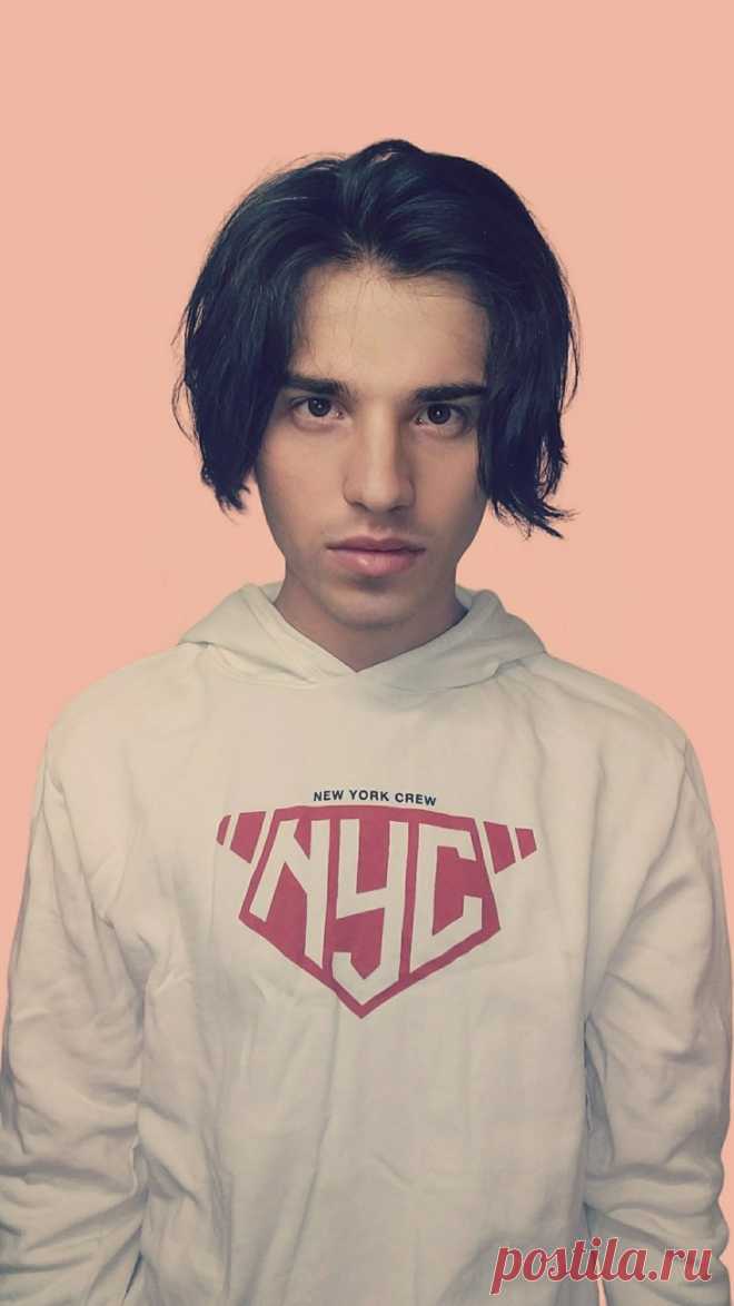 Slava Volk Певец