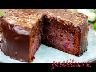 Знаменитый торт «Пьяная вишня» — так просто, так вкусно Бисквит:5 яиц1/4 ч. л. соли3/4 стакана сахара (150 г)2/3 стакана пшеничной муки (80 г)4 ст. л. какао-порошка (45 г)2,5 ст. л. кукурузного крахмала (30 г)1 ч. л. разрыхлителяНачинка300 г вишни (10,5 унций)1/4 стакана коньяка или ликера (50 г)290 г сгущенного молока с сахаром (200 г)150 г...