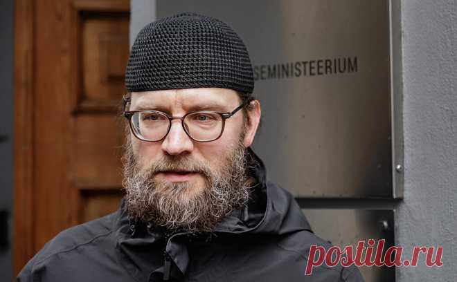 Эстонский епископ назвал нарушением свобод предложение отделиться от РПЦ. Епископ Тартуский Даниил — глава Эстонской Православной церкви — увидел в действиях МВД Эстонии посягательство на свободу вероисповедания и планирует отстаивать права церкви в суде, если придется, сообщает эстонское издание ERR.