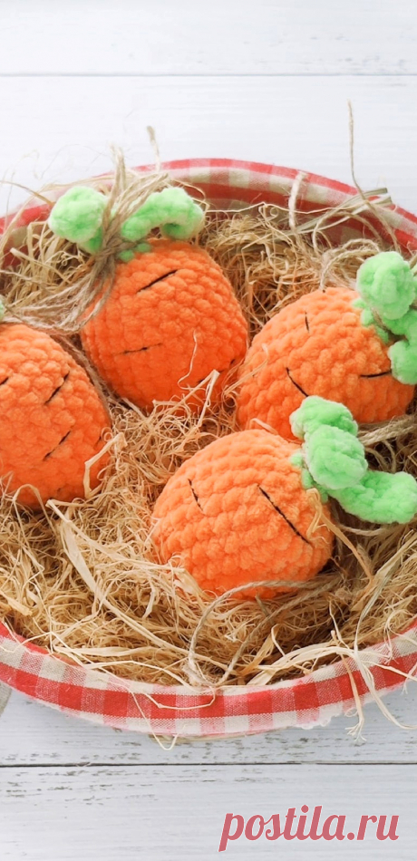 PDF Морковка крючком. FREE crochet pattern; Аmigurumi toy patterns. Амигуруми схемы и описания на русском. Вязаные игрушки и поделки своими руками #amimore - маленькая морковка из плюшевой пряжи, плюшевая морковь, овощ.