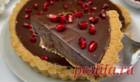 (48) «Я этот торт приготовил за 15 минут»: вкусное лакомство к чаю из простых ингредиентов (легко приготовить, легко запомнить) - Будет вкусно - 7 марта - 43779908204 - Медиаплатформа МирТесен Этот торт просто тает во рту! Приготовил его буквально за 15 минут, без духовки и лишней возни. Легко готовится и рецепт легко запоминается! Порадуйте себя и своих близких вкусным лакомством к чаепитию. Ну очень вкусно и легко! Пошаговое приготовление: Печенье перемалываем в крошку з...