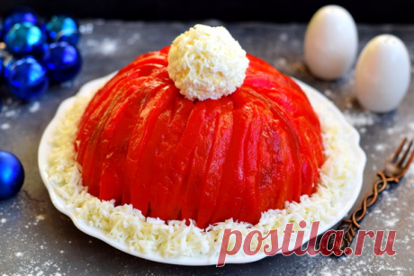 Сказочно красивый и вкусный салат на Новый год Шапка Деда Мороза