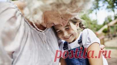 Психолог Самбурский назвал помощь бабушек и дедушек важным социальным «клеем». Клинический психолог Станислав Самбурский выразил мнение, что помощь бабушек и дедушек — это очень важный социальный «клей», который необходим для эмоционального благополучия и старшего, и младшего поколения. Читать далее