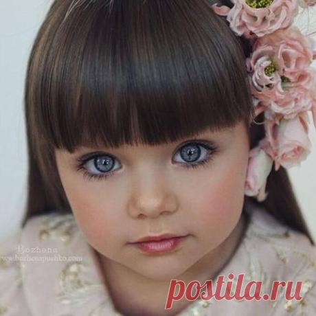 (63) Facebook