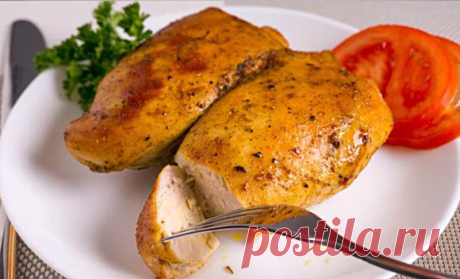 Раньше я не любила куриную грудку за ее сухость: подруга-повар рассказала, как сделать ее сочной и нежной. Теперь готовлю только по этому рецепту